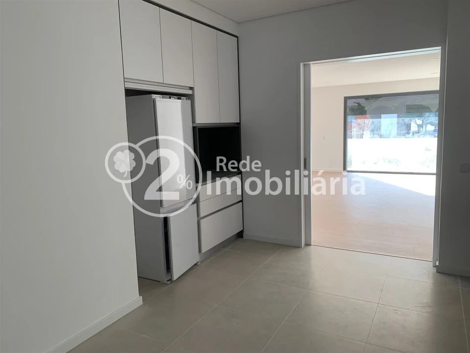 Moradia T4 para Venda em Eixo e Eirol Foto 11