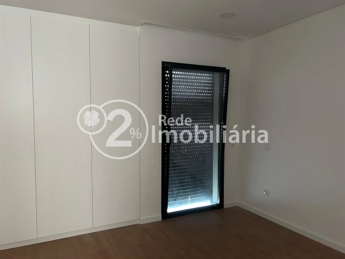 Moradia T4 para Venda em Eixo e Eirol Foto 18