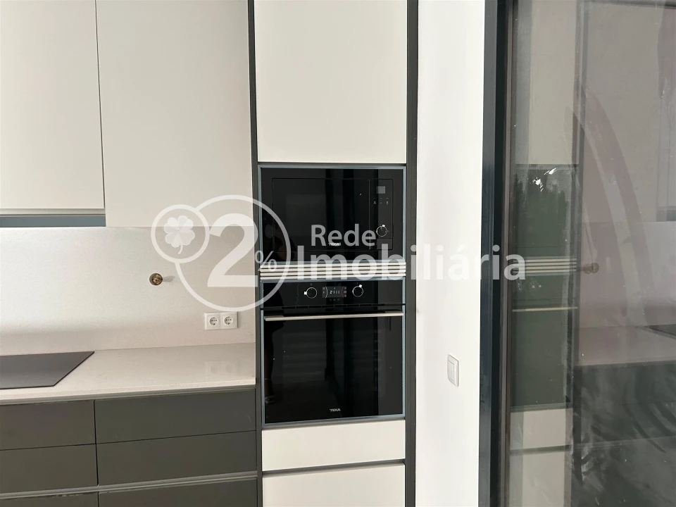 Moradia T4 para Venda em Eixo e Eirol Foto 9