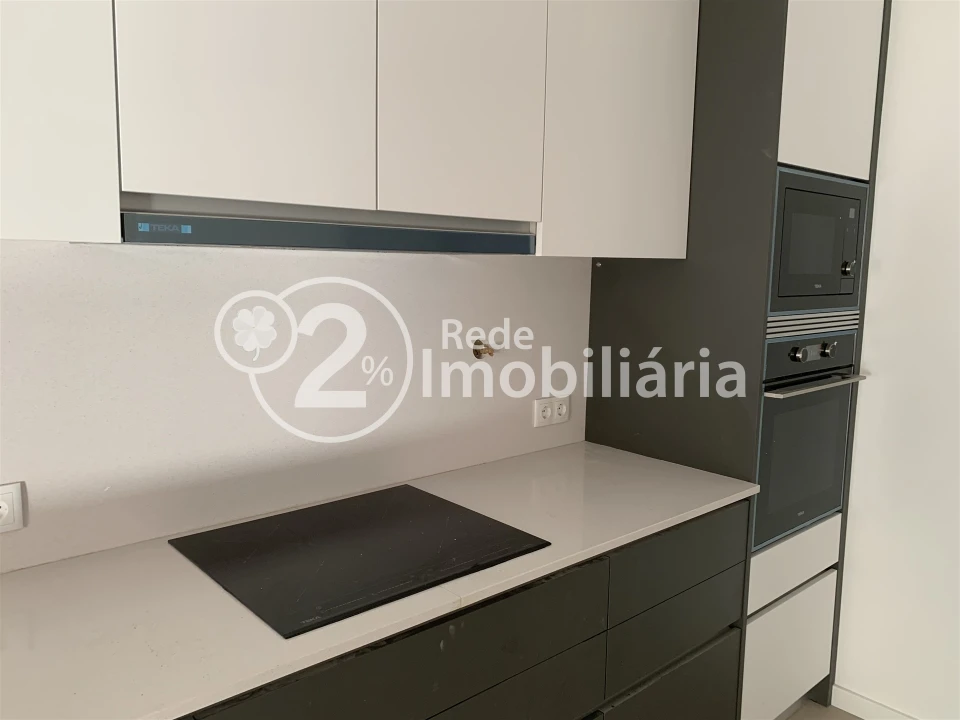 Moradia T4 para Venda em Eixo e Eirol Foto 8