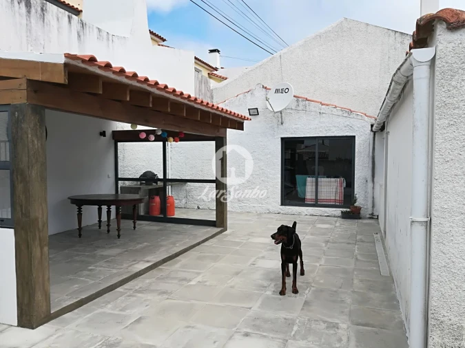 Moradia T3 para Venda em Relva Foto 9