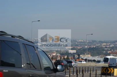 Terreno para Venda em Campanhã