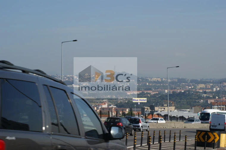 Terreno para Venda em Campanhã Foto 16