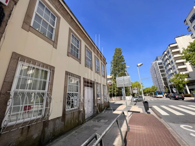 Prédio para Venda em Lordelo do Ouro e Massarelos