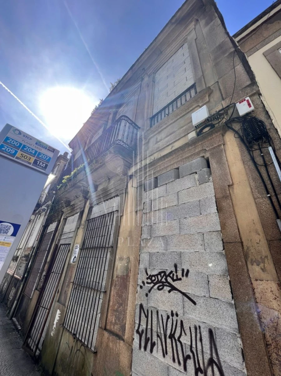 Prédio para Venda em Lordelo do Ouro e Massarelos Foto 3