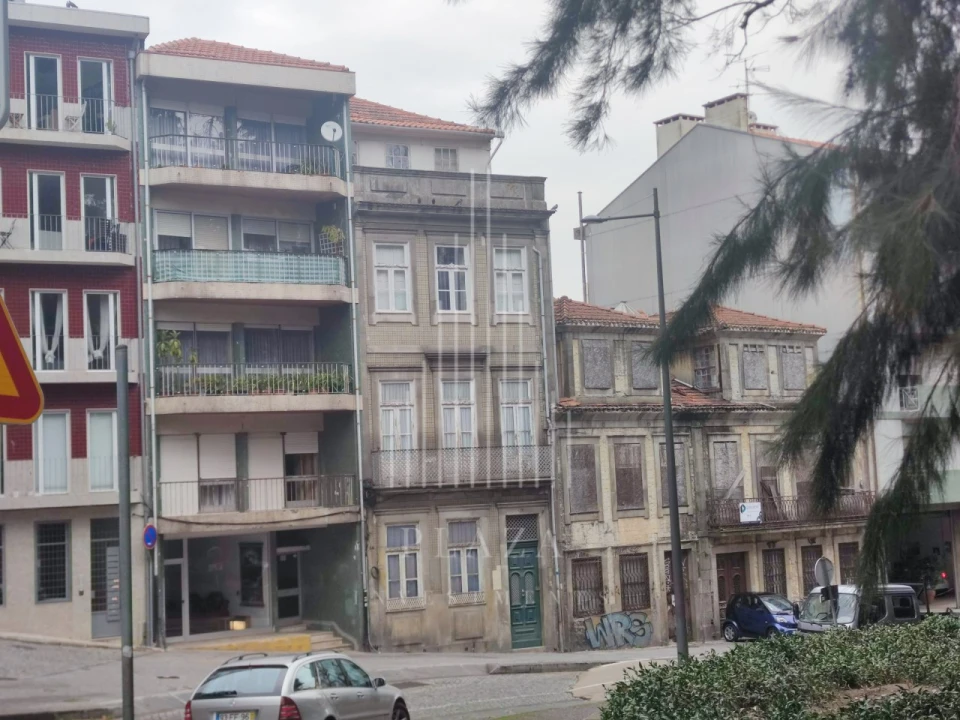 Prédio para Venda em Cedofeita, Santo Ildefonso, Sé, Miragaia, São Nicolau e Vitória Foto 1