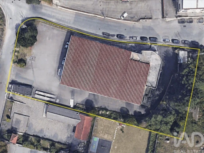 Armazém para Venda em Mafamude e Vilar do Paraíso Foto 3