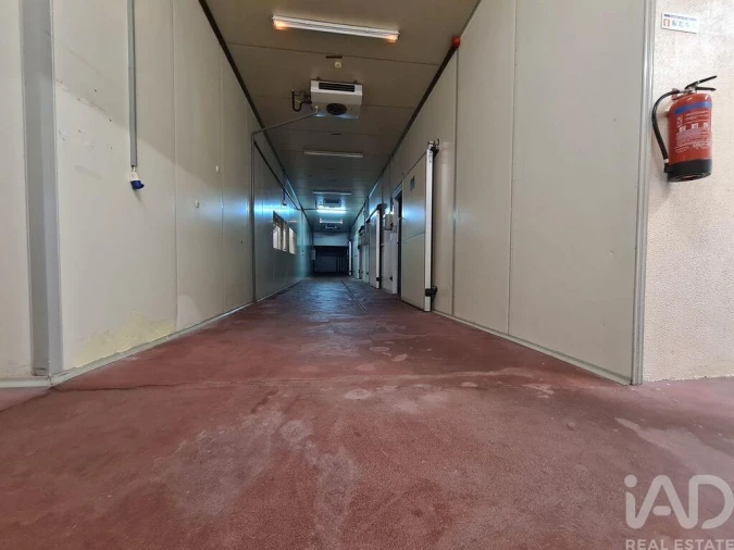 Armazém para Venda em Mafamude e Vilar do Paraíso Foto 20