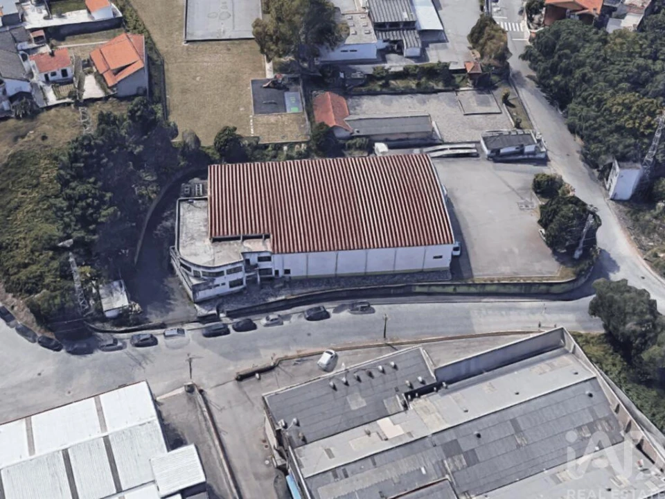 Armazém para Venda em Mafamude e Vilar do Paraíso Foto 2