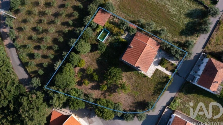 Moradia T3 para Venda em Lousã e Vilarinho Foto 3