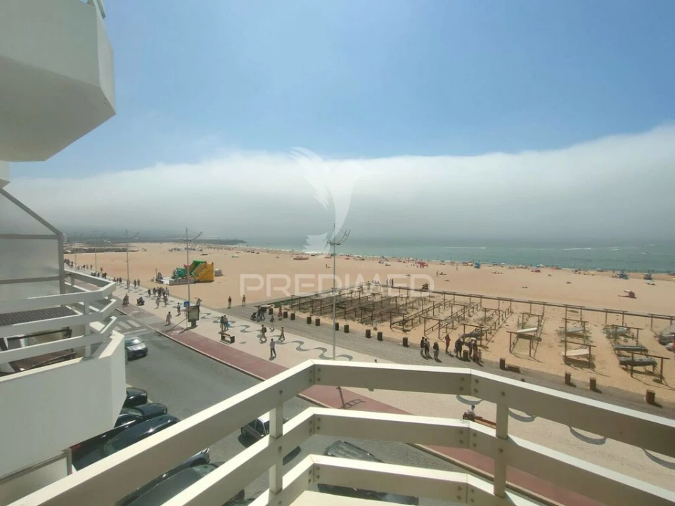 Apartamento T2 para Venda em Nazare Foto 7