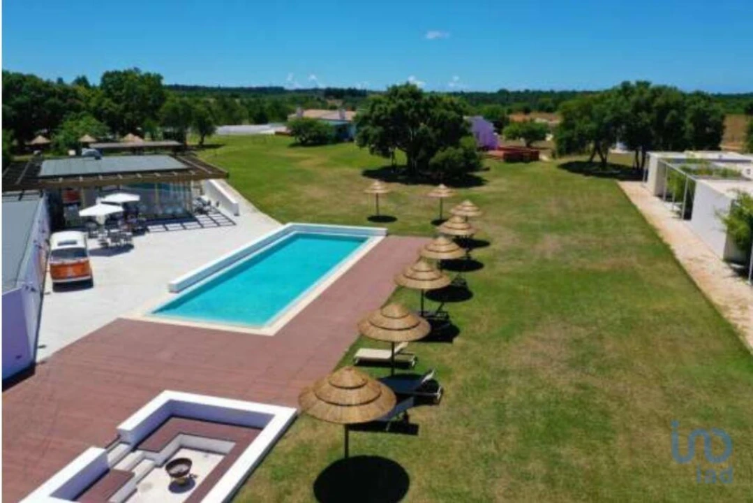 Negócio para Venda em São Teotónio Foto 4