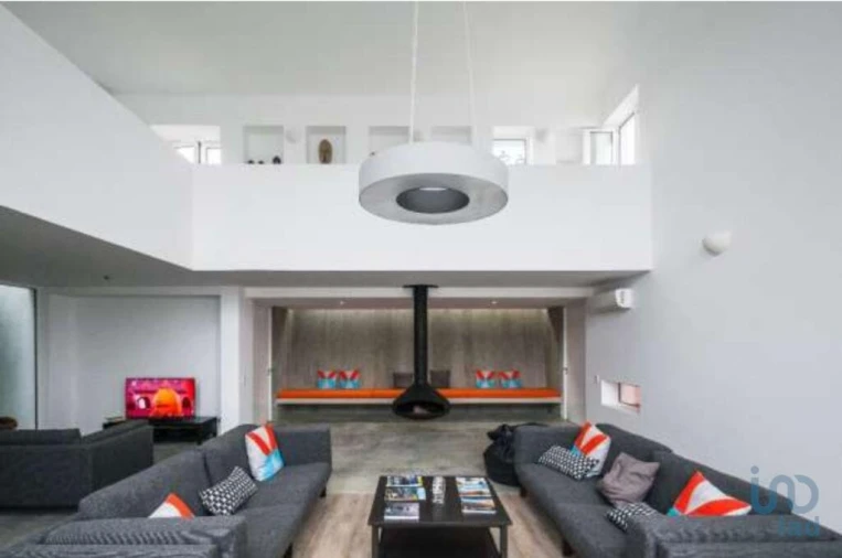 Negócio para Venda em São Teotónio Foto 6