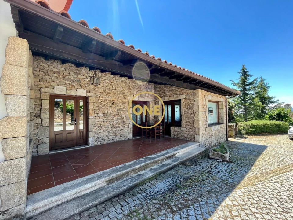 Quinta T5 para Venda em Adoufe e Vilarinho de Samardã Foto 1