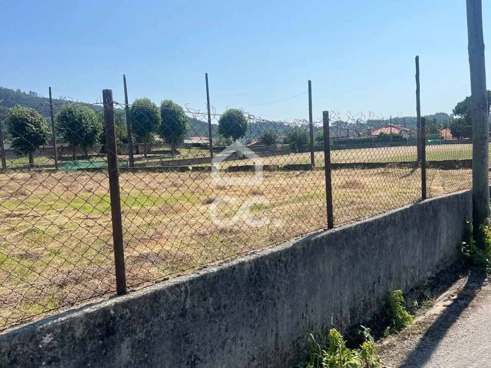 Terreno para Venda em Vale (São Cosme), Telhado e Portela Foto 11