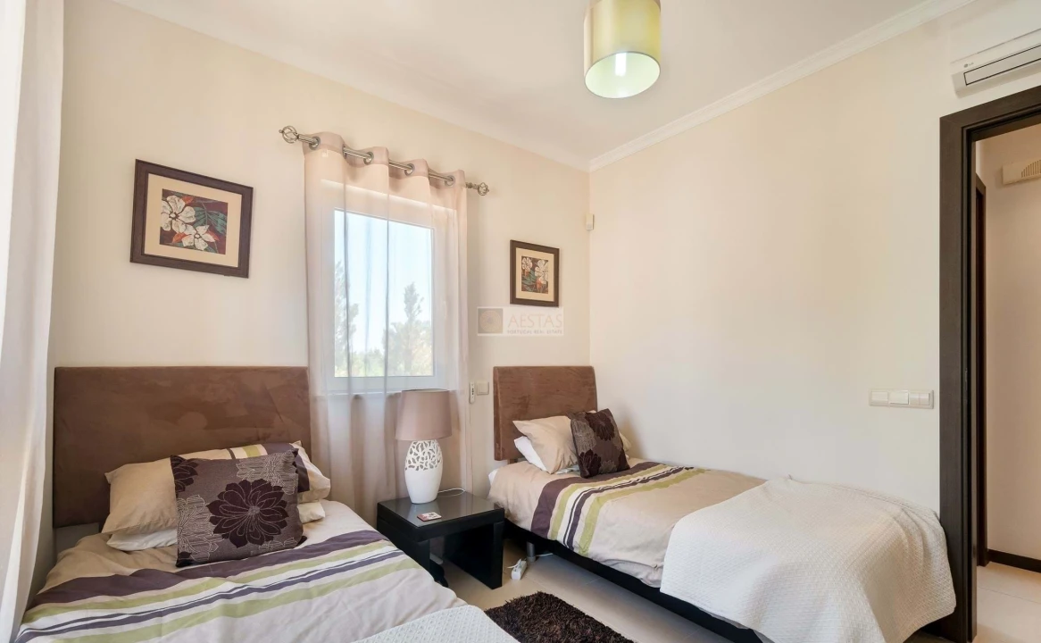 Apartamento T1 para Venda em Lagoa e Carvoeiro Foto 13