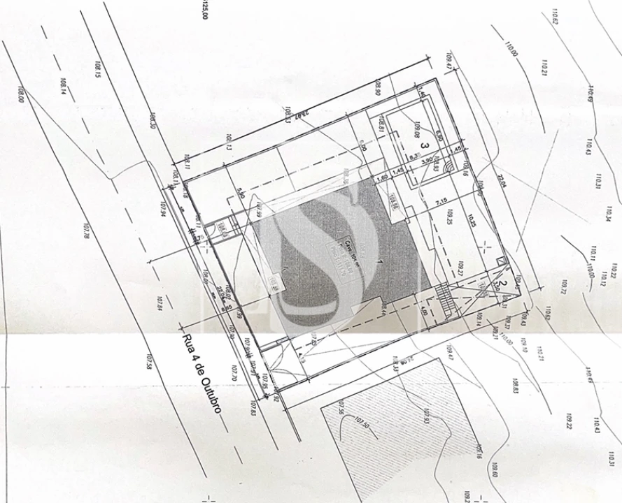 Moradia T5 para Venda em Santo António dos Cavaleiros e Frielas Foto 26