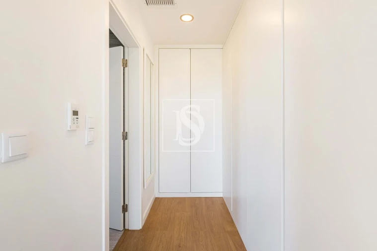 Moradia T5 para Venda em Santo António dos Cavaleiros e Frielas Foto 14