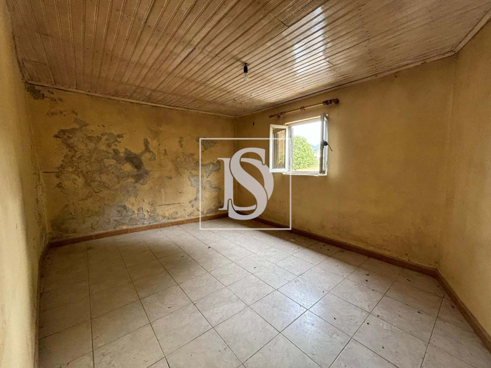 Moradia T3 para Venda em Grade e Carralcova Foto 9