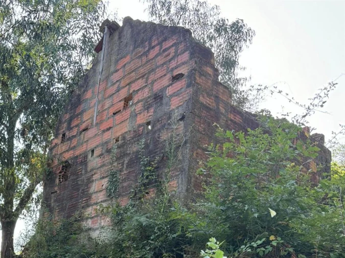 Quinta T0 para Venda em Lufrei Foto 13