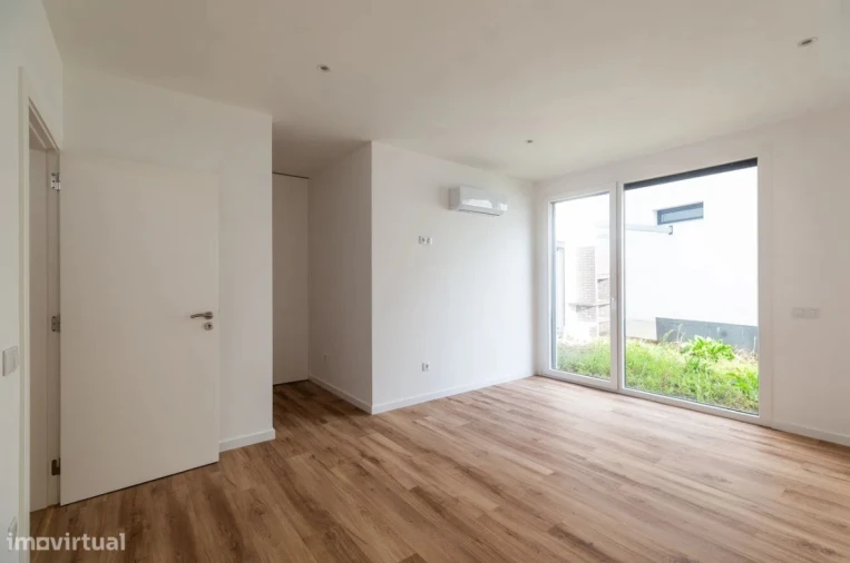 Moradia T3 para Venda em Batalha Foto 7