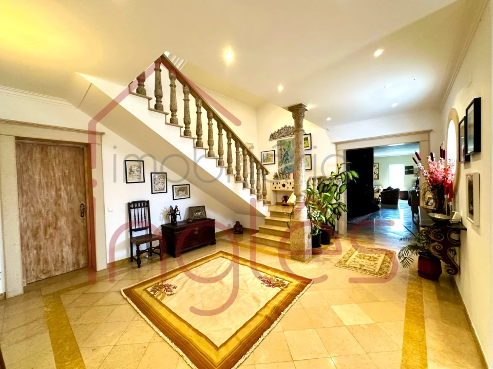 Moradia T4 para Venda em Almoster Foto 1