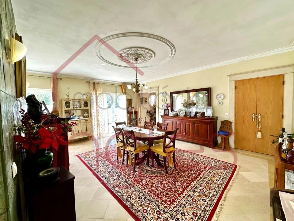 Moradia T4 para Venda em Almoster Foto 3