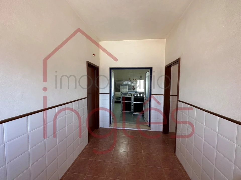 Armazém para Venda em Alpiarça Foto 12