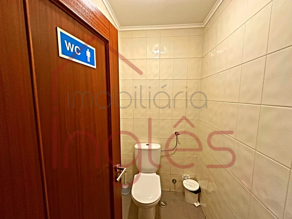 Negócio para Venda em Almeirim Foto 8