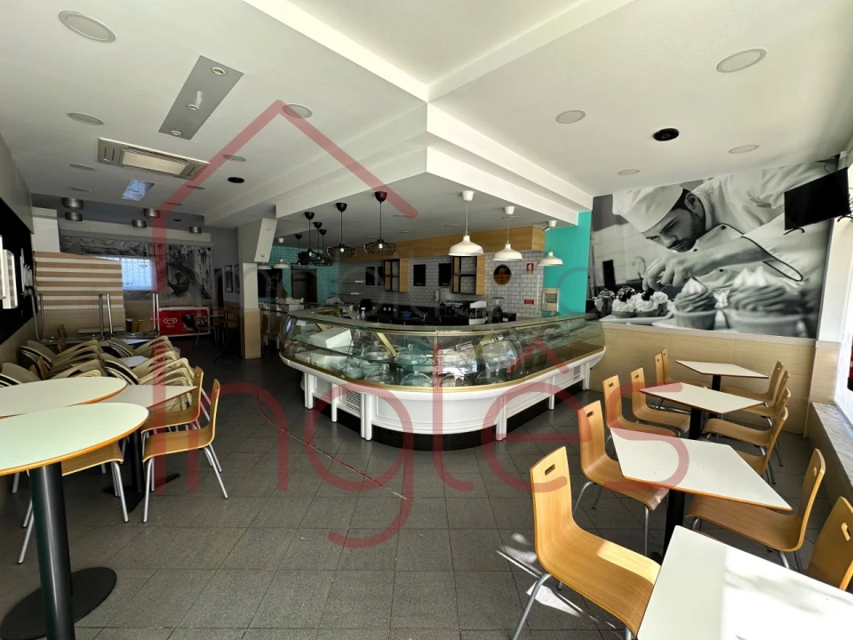 Negócio para Venda em Alpiarça Foto 1