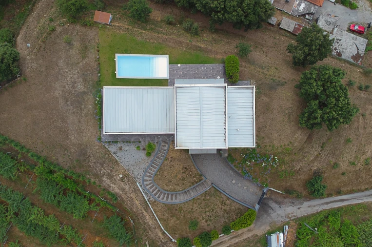 Moradia T5 para Venda em Sobrado e Bairros Foto 4