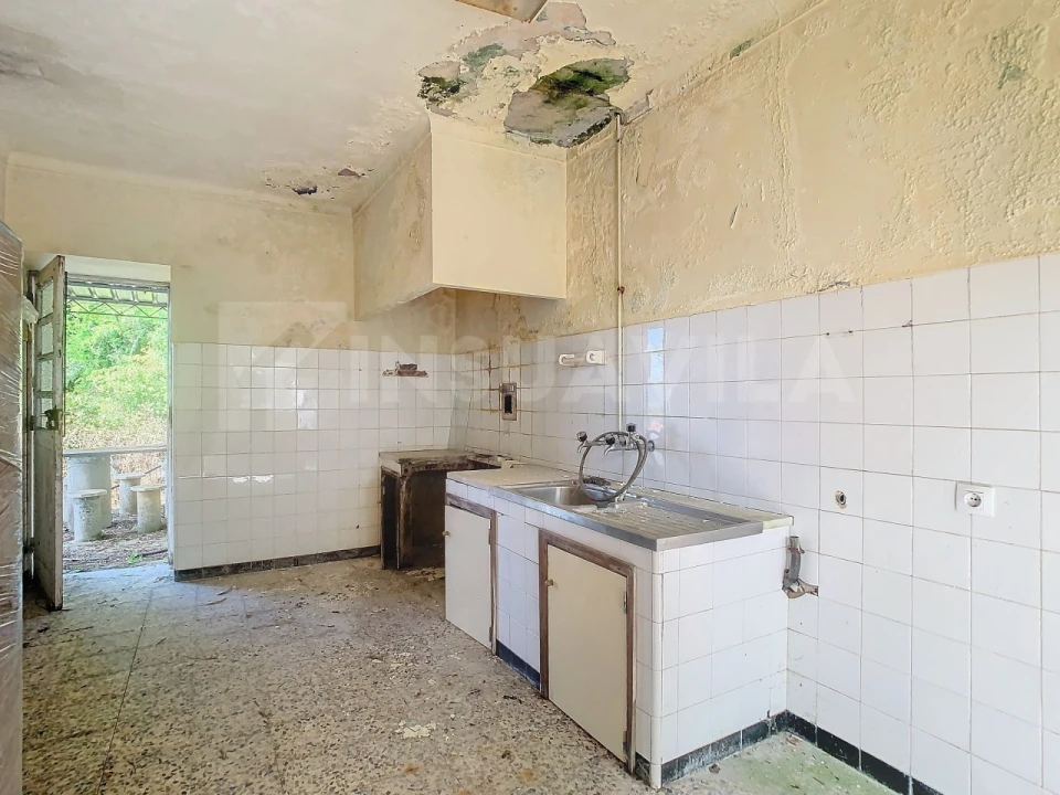 Moradia T3 para Venda em Lanhelas Foto 29