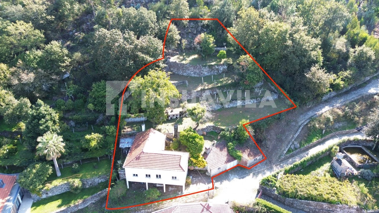 Moradia T3 para Venda em Lanhelas Foto 2