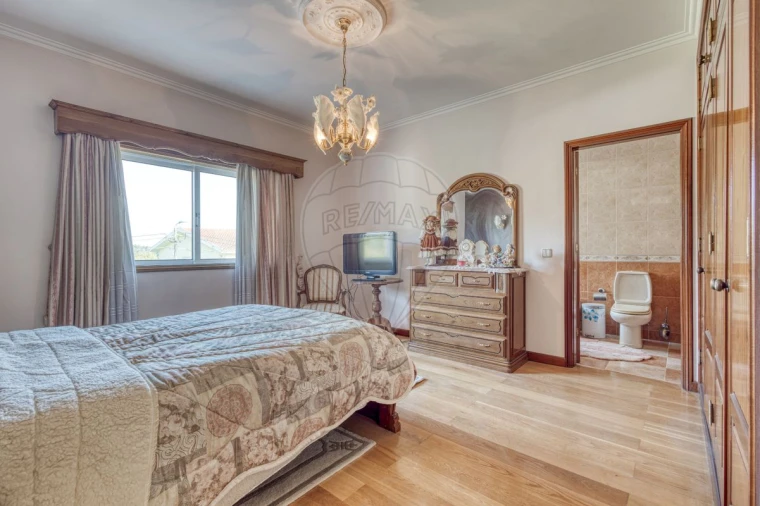 Moradia T3 para Venda em Sandim, Olival, Lever e Crestuma Foto 14