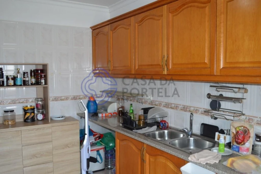 Apartamento T2 para Venda em Quarteira Foto 18