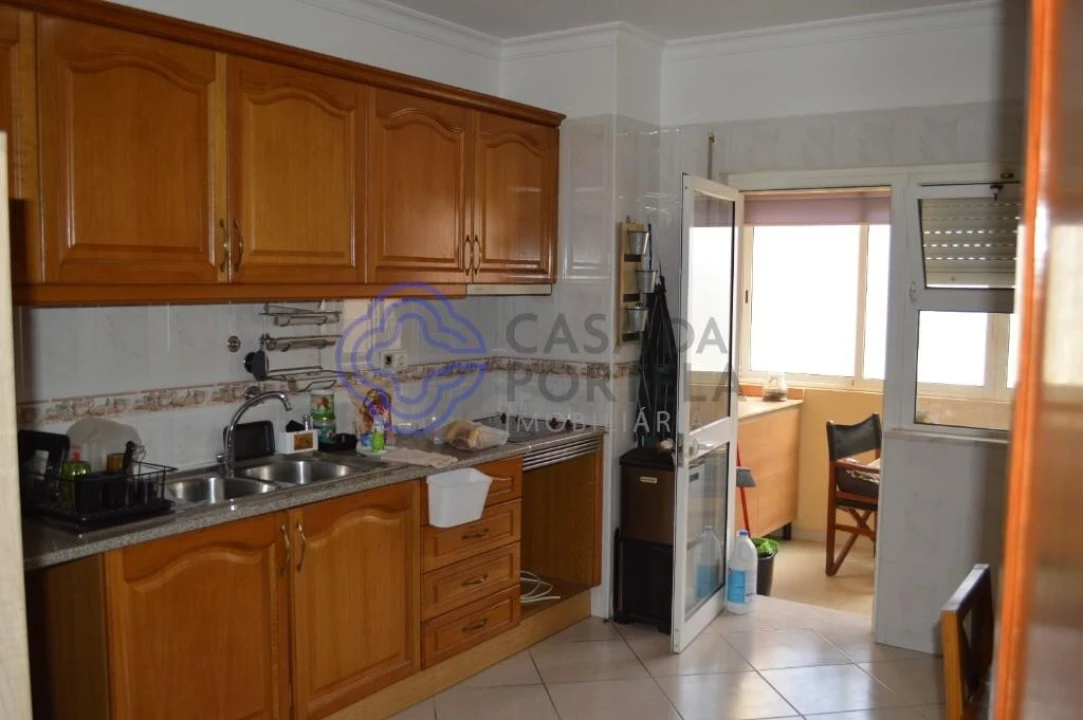 Apartamento T2 para Venda em Quarteira Foto 17