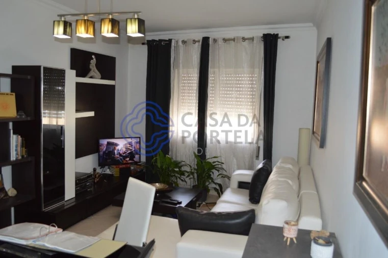 Apartamento T2 para Venda em Quarteira Foto 5