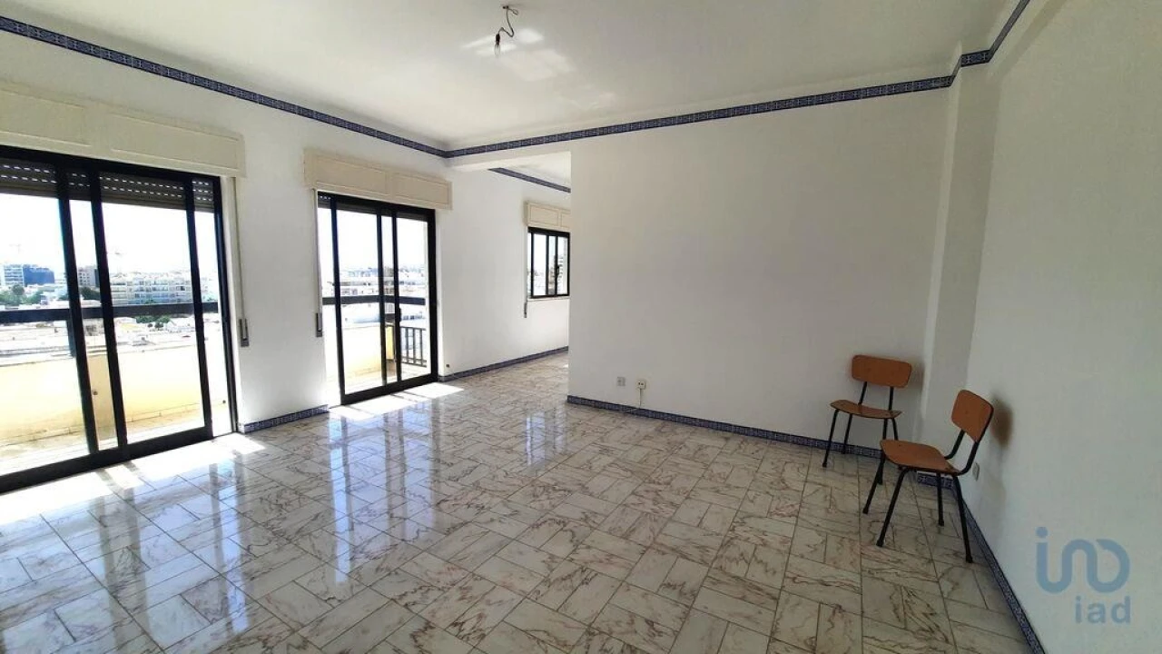 Apartamento T3 para Venda em Faro (Sé e São Pedro) Foto 10