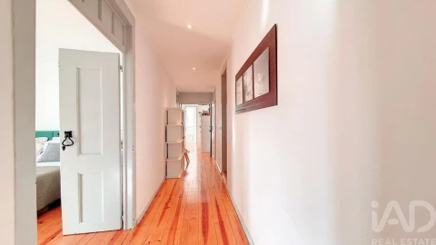 Apartamento T4 para Venda em Misericórdia