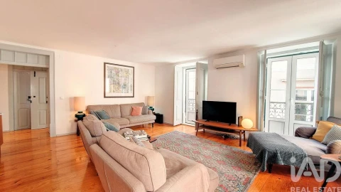 Apartamento T4 para Venda em Misericórdia