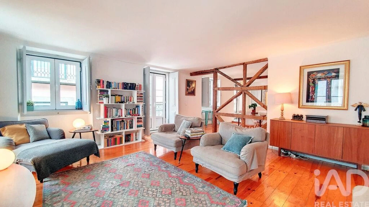Apartamento T4 para Venda em Misericórdia Foto 2