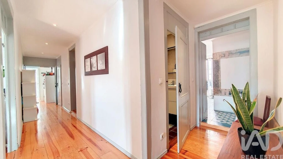 Apartamento T4 para Venda em Misericórdia Foto 12