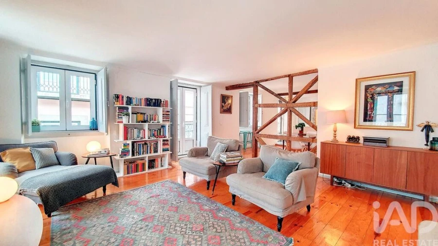 Apartamento T4 para Venda em Misericórdia Foto 2
