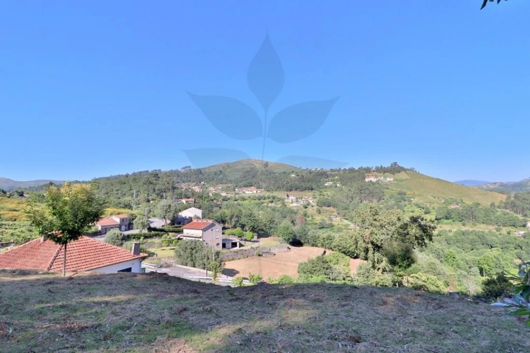 Terreno para Venda em Valbom (São Pedro), Passô e Valbom (São Martinho) Foto 12
