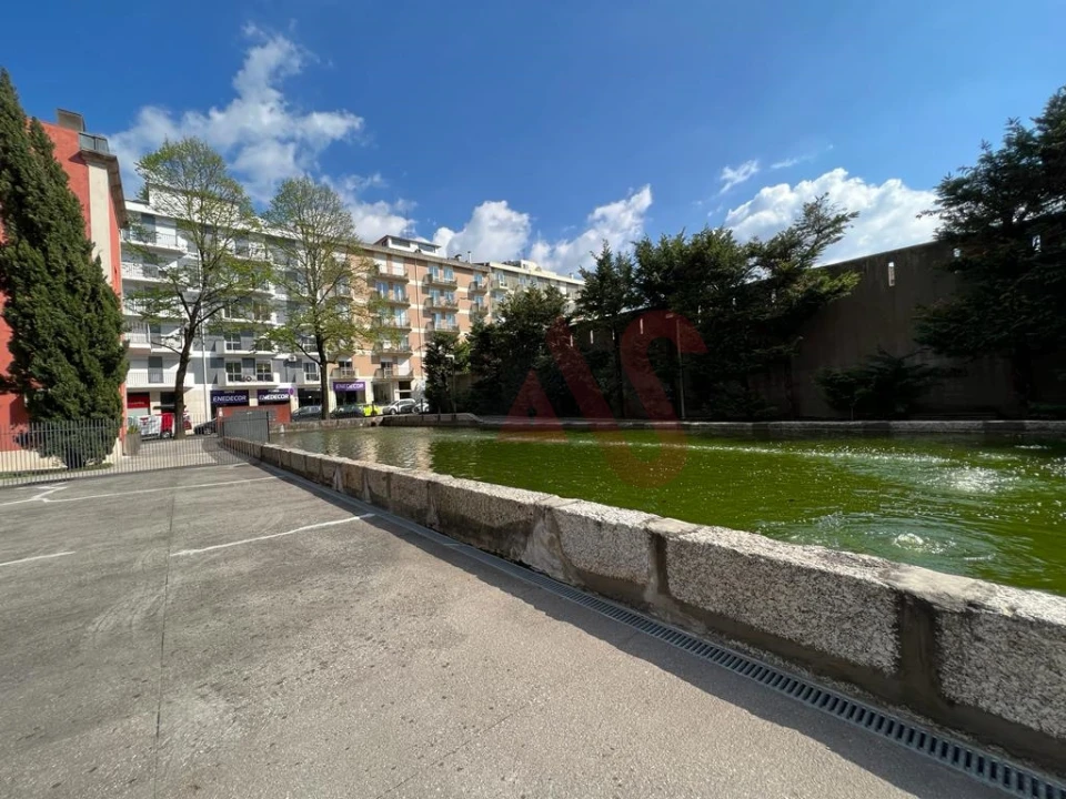 Apartamento T2 para Venda em Urgezes Foto 19