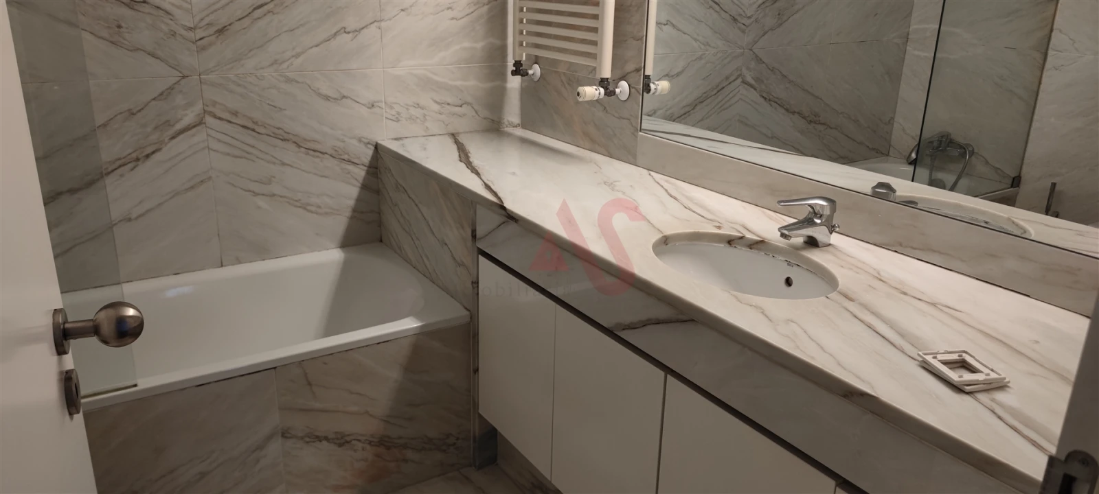 Apartamento T2 para Venda em Urgezes Foto 8