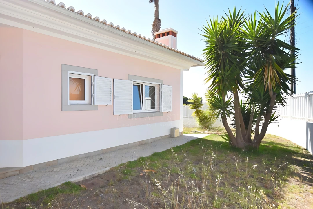 Moradia T3 para Venda em Sesimbra (Castelo) Foto 11