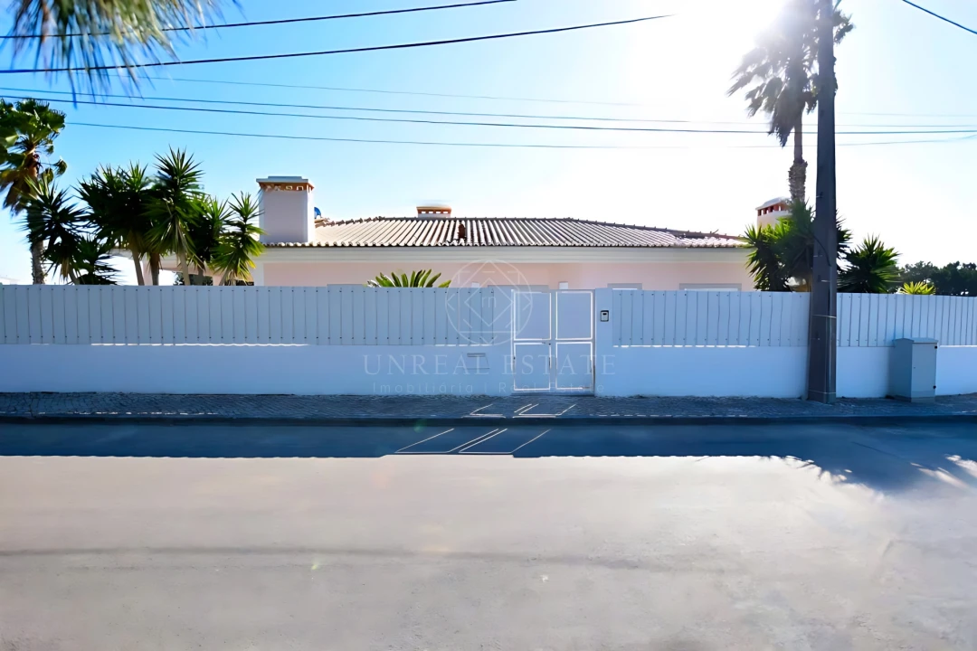 Moradia T3 para Venda em Sesimbra (Castelo) Foto 2