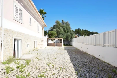 Moradia T3 para Venda em Sesimbra (Castelo)