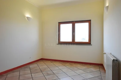 Moradia T3 para Venda em Sesimbra (Castelo)
